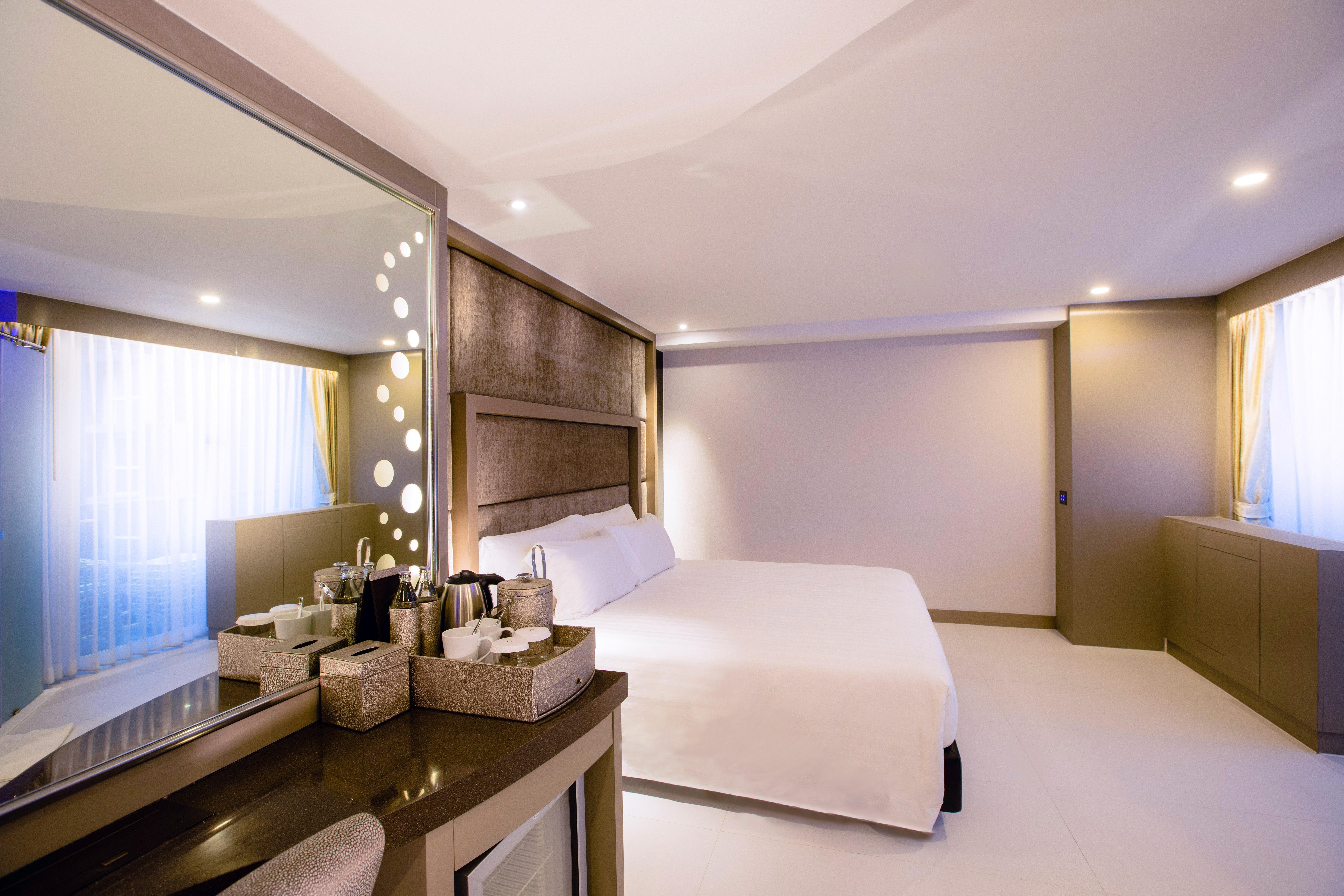 Azure Hotel Pattaya Exterior photo