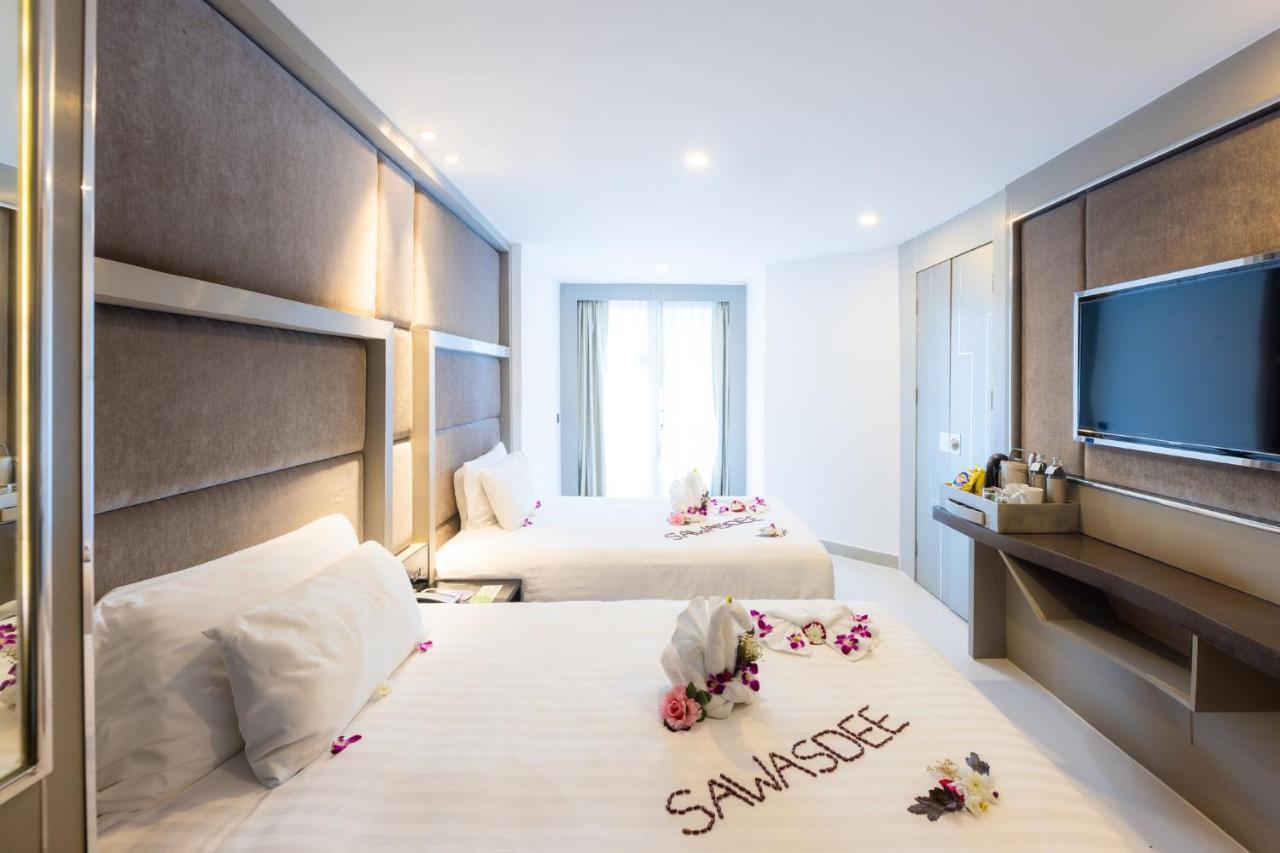 Azure Hotel Pattaya Exterior photo